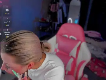 Bongacams Sex Cam of WhiteMinti