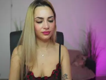 Bongacams Adult Webcams of LegallyBlonde18