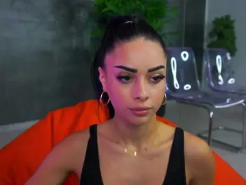 Bongacams Free Live Porn of CherrySelena