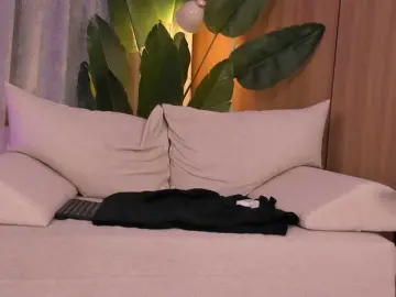 Bongacams Adult Video Chat of LunaMuze