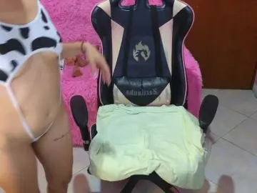 Bongacams Best live sex cam show of keitymoon