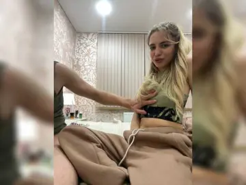 Bongacams Nude Webcam of Buzzyd