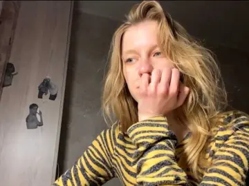 Bongacams Free Porn Cam of FloLifschitz