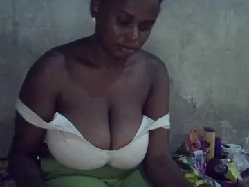 Bongacams Nude Webcam of Sexypretty01