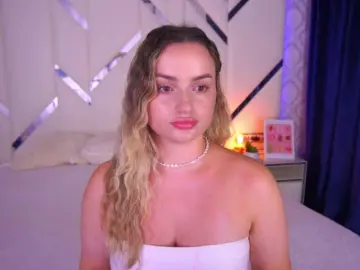 Bongacams Free Porn Cam of FloraGreys