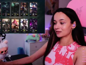 Bongacams Free Porn Cam of JuicyAngel