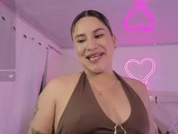 Bongacams Watch Live Sex Cams of SAAYA-TAY