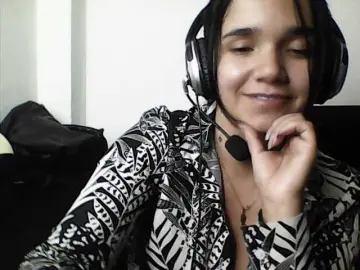 Bongacams Sex Cam of XiomaraSmith4