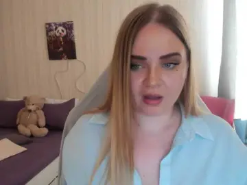Bongacams Watch Live Sex Cams of MishaLips