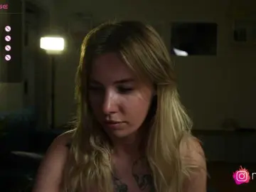 Bongacams Live Sex Cam of mel-collins