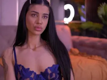 Bongacams Free Porn Cam of ArinaRhodes