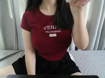 Bongacams Private Sex Chat of QueenHot92