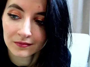 Bongacams Watch Live Sex Cams of NicoleLuxe