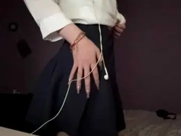 Bongacams Free Live Porn of HoaRomano