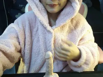 Bongacams Sex Cam of Julia98