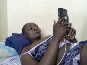 Bongacams Nude Webcam of sweet-elena