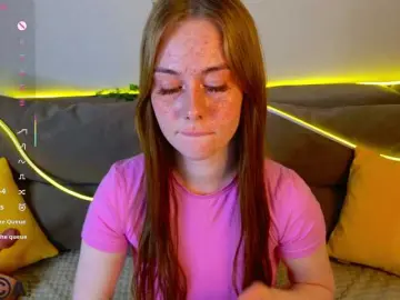 Bongacams Watch Live Sex Cams of Roxy-Sunny