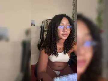 Bongacams Live Porn of clitia-xx
