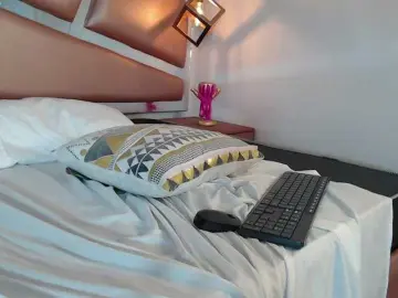Bongacams Watch Live Sex Cams of LUNASWEET-VC