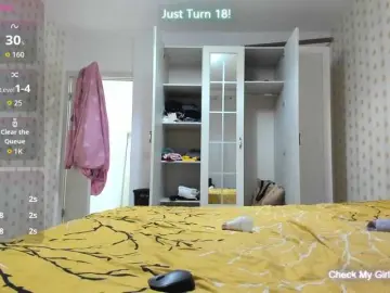 Bongacams Live Sex Cam of EveeEvian