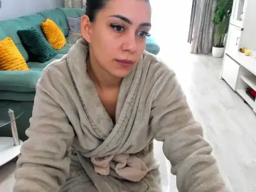 Bongacams Watch Live Sex Cams of EveeEvian