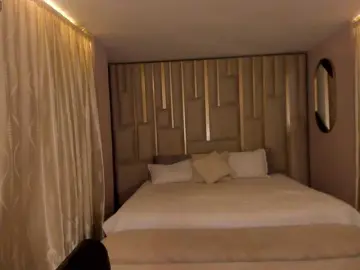 Bongacams Free Live Porn of AmberFox1