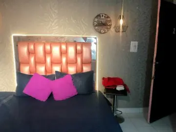Bongacams Free Live Porn of paulina-evans