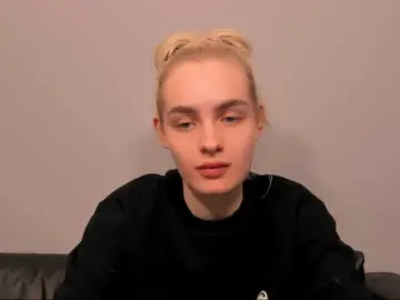 Bongacams Live Sex Cam of OliviaKisss3