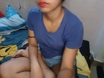 Bongacams Live Sex Cam of poulomidass