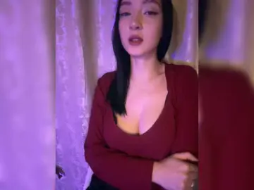 Bongacams Sex Cam of WeQueen-