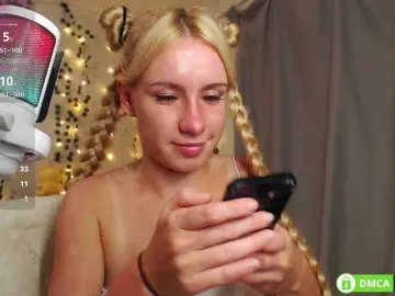 Bongacams Watch Live Sex Cams of LavinellsX