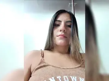 Bongacams Nude Webcam of ElizHarper