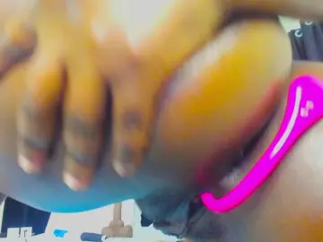 Bongacams Private Sex Chat of Pretty-Queen