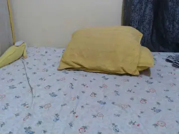 Bongacams Live Sex Cam of Lola-69