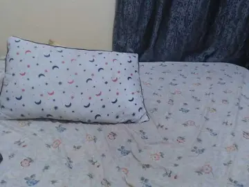 Bongacams Watch Live Sex Cams of Lola-69