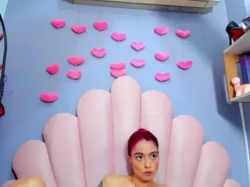 Bongacams Free Live Porn of LUCYMILLER