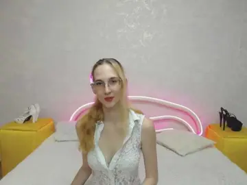 Bongacams Adult Video Chat of LizzieBrait