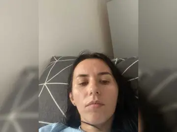Bongacams Free Porn Cam of NayaLight