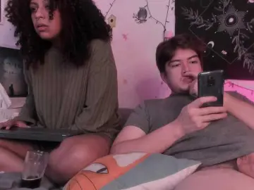 Bongacams Live Sex Cam of HotHoneyChile