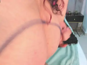 Bongacams Live Sex of Annie-Pleasure