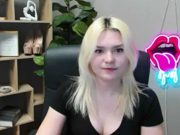 Bongacams Watch Live Sex Cams of SweetLilyxo