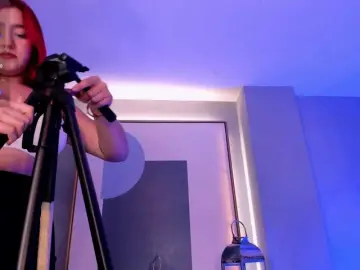 Bongacams Watch Live Sex Cams of ViolettCastel