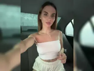 Bongacams Nude Webcam of LedyMiya