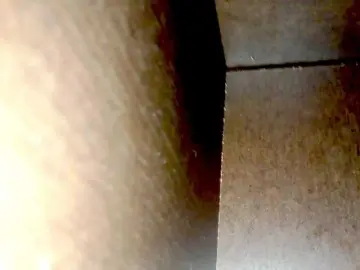 Bongacams Live Sex Cam of PetiteIvoryqueens