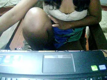 Bongacams Free Live Porn of Cathie69