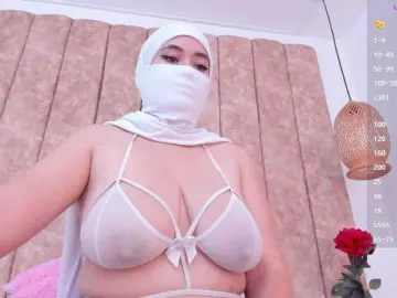 Bongacams Watch Live Sex Cams of adiila