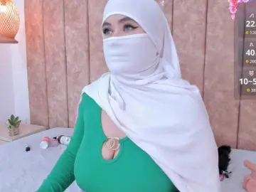 Bongacams Live Sex Cam of adiila