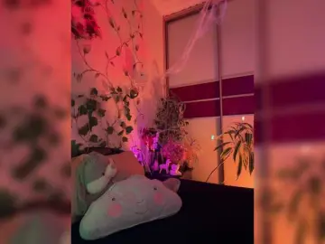 Bongacams Watch Live Sex Cams of CutieDollBC