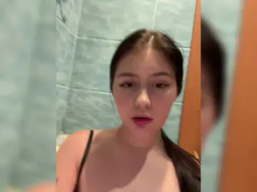 Bongacams Watch Live Sex Cams of DemonMarrry