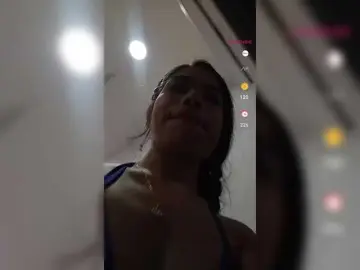 Bongacams Live Sex Cam of LeiaStone